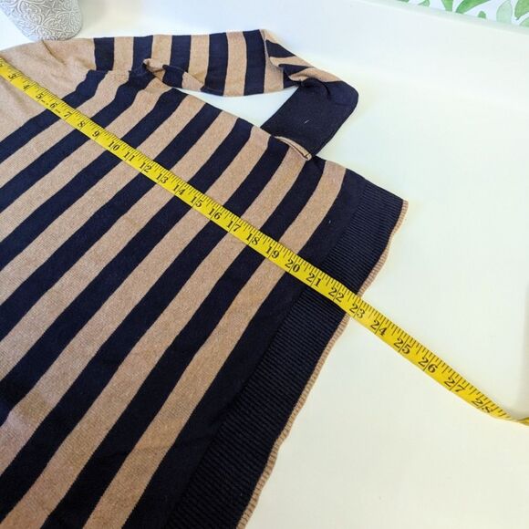 ⭐Tan Navy A New Day Super soft Sweater Pullover Medium Women's ⭐ - Picture 4 of 5